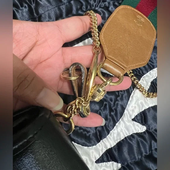 Gucci Rajah Shoulder bag or Crossbody bag - Picture 14 of 16